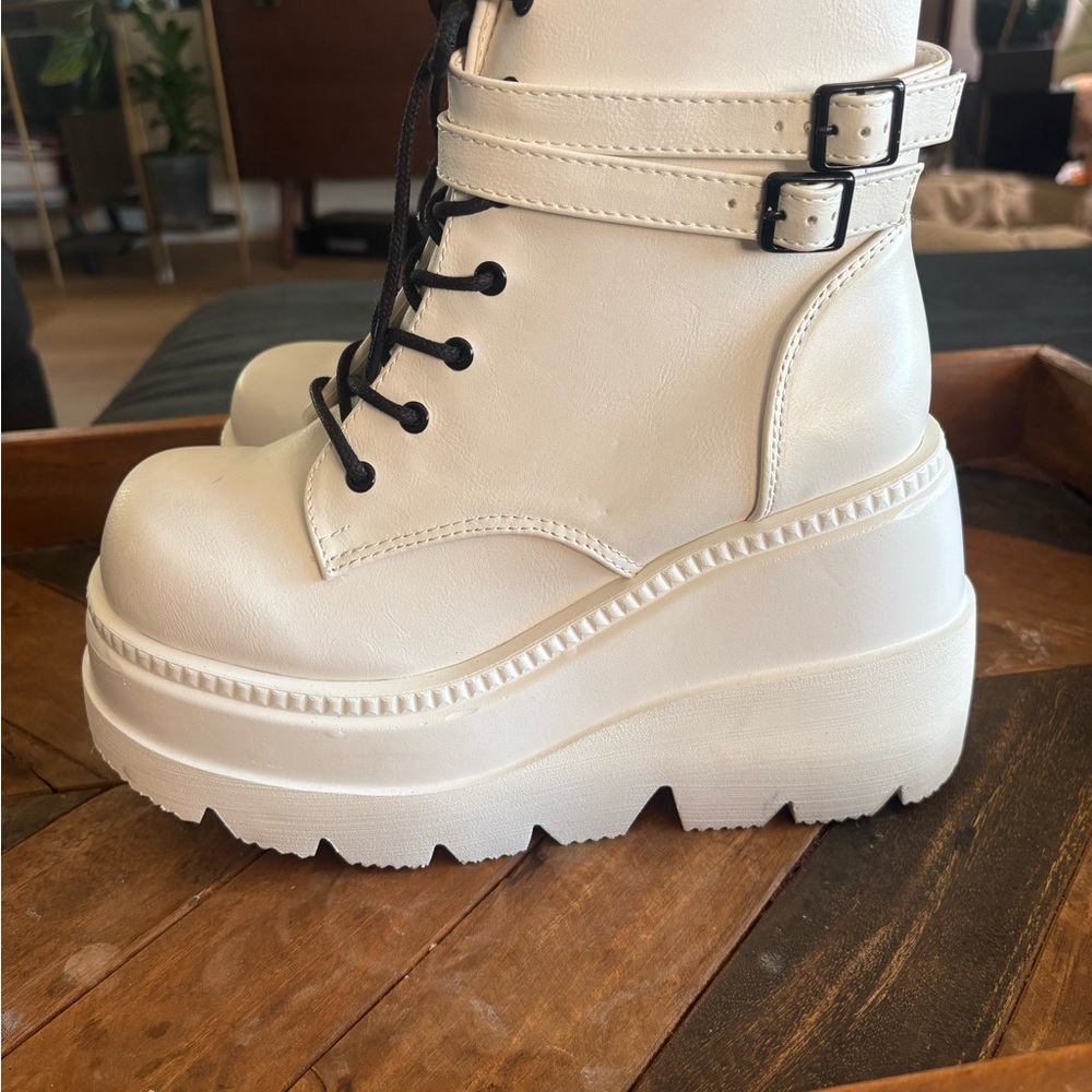 Demonia Platform Combat Boots Women’s Size 9 White - image 4